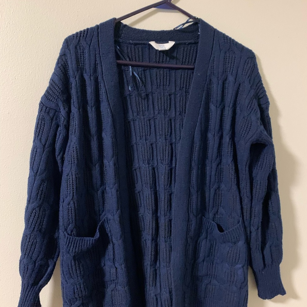 Women’s navy cardigan sweater L